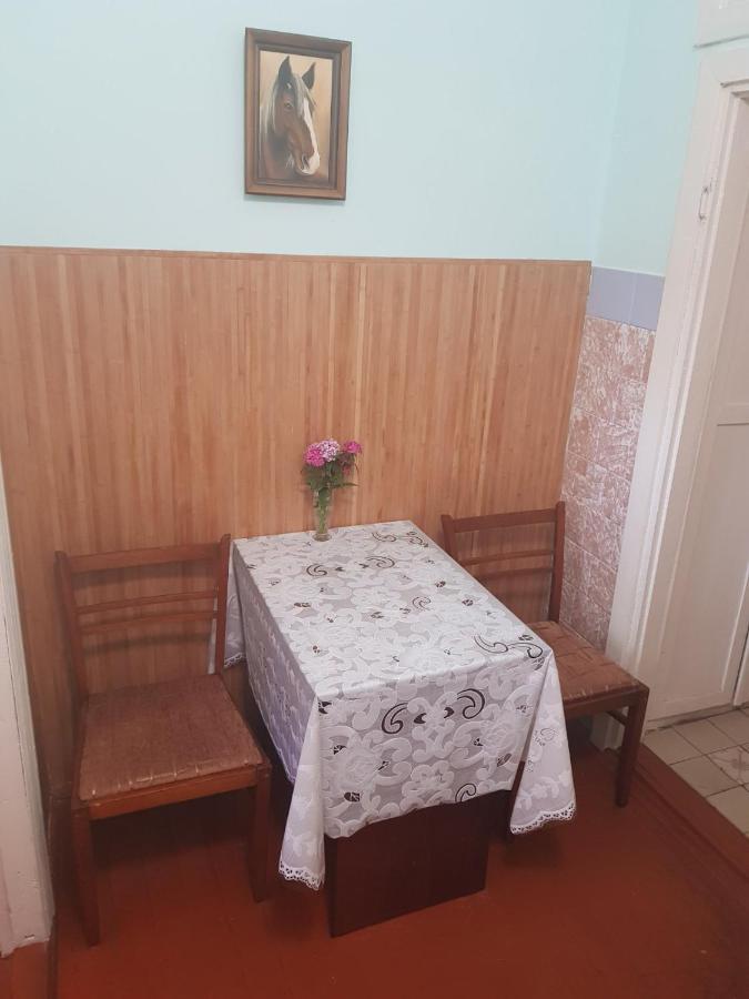 Зручна І Комфортна Квартира Недалеко Від Вокзалу І Центру Міста リヴィウ エクステリア 写真